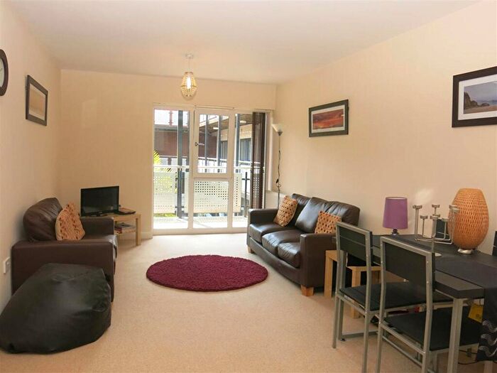 2 Bedroom Apartment For Sale In Warstone Lane, Birmingham, B18
