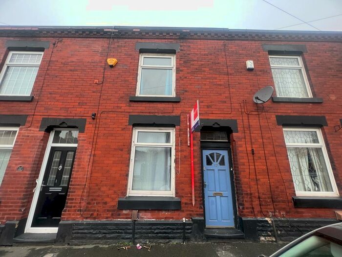 2 Bedroom House To Rent In Elgin Street, Ashton-under-lyne, OL7
