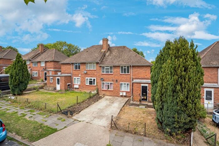 2 Bedroom Maisonette To Rent In Somerford Close, Eastcote, HA5