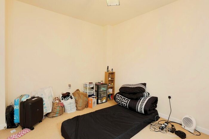 3 Bedroom Town House For Sale In South Knighton Road, Leicester, LE2