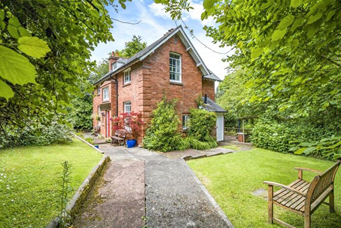 3 Bedroom Detached House For Sale In Doddiscombsleigh, Exeter, EX6