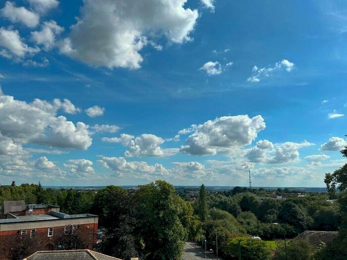 1 Bedroom Apartment To Rent In Woodborough Road, Nottingham, Nottinghamshire, NG3