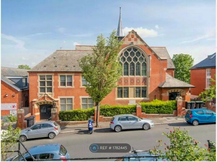 2 Bedroom Flat To Rent In The Chantry, London, N22