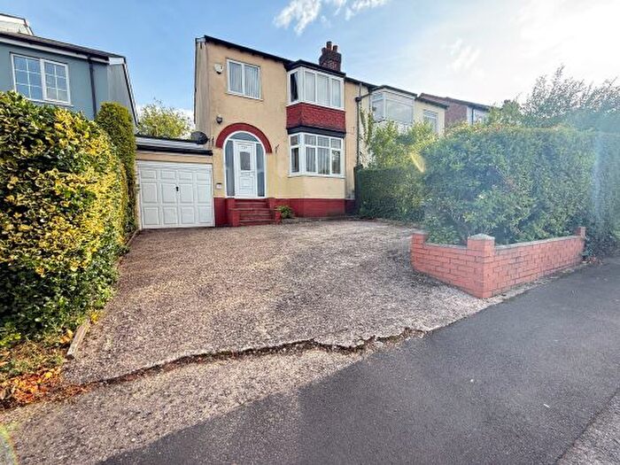 3 Bedroom Semi-Detached House To Rent In Hagley Road West, Birmingham, B32