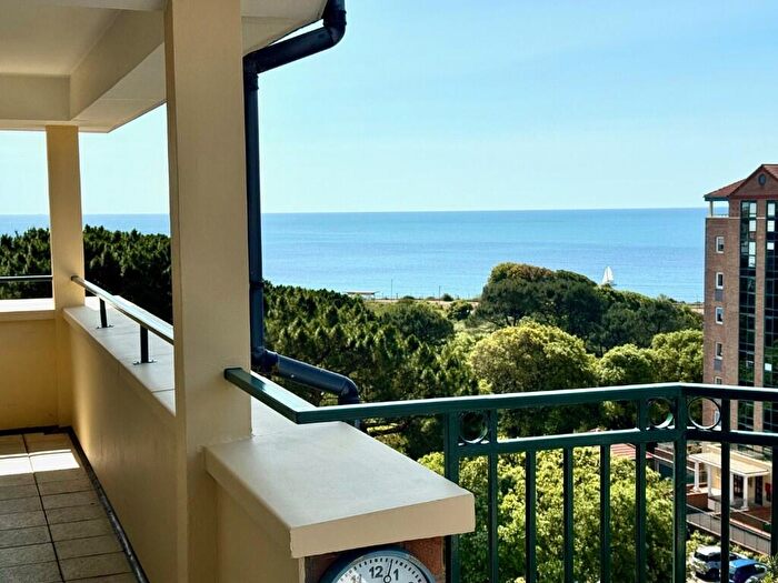 3 Bedroom Penthouse For Sale In Manor Road, Bournemouth, Dorset, BH1