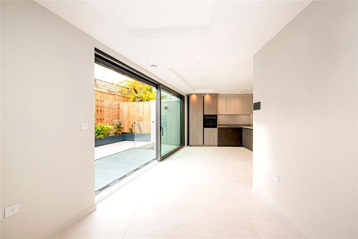 4 Bedroom Terraced House To Rent In Rigeley Mews, London, NW10