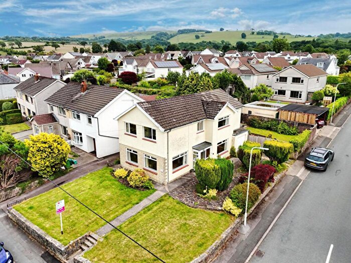 4 Bedroom Detached House For Sale In Heol Y Ffynnon, Efail Isaf, Pontypridd, CF38