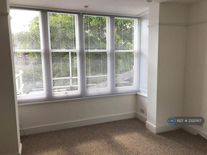 Studio To Rent In Spencer Road, Eastbourne, BN21