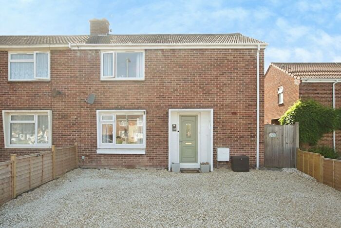 3 Bedroom Semi Detached House For Sale In Parkway, Bridgwater, Somerset, TA6