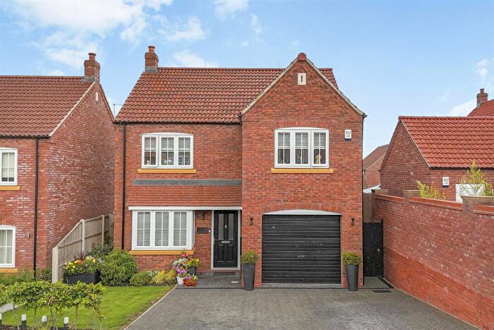 4 Bedroom Detached House For Sale In Alexander Grove, Kirk Ella, HU10