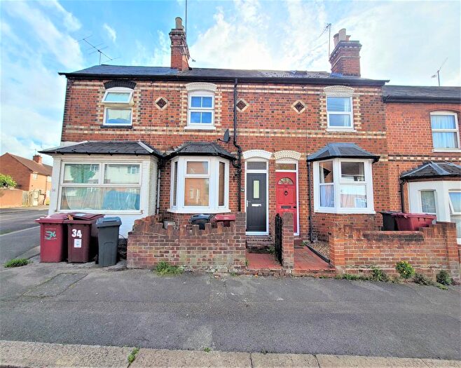 2 Bedroom Terraced House To Rent In Wykeham Road, Reading, RG6