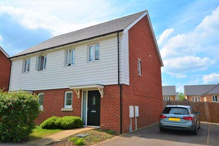 2 Bedroom House To Rent In Rowditch Furlong, Redhouse Park, Milton Keynes, MK14