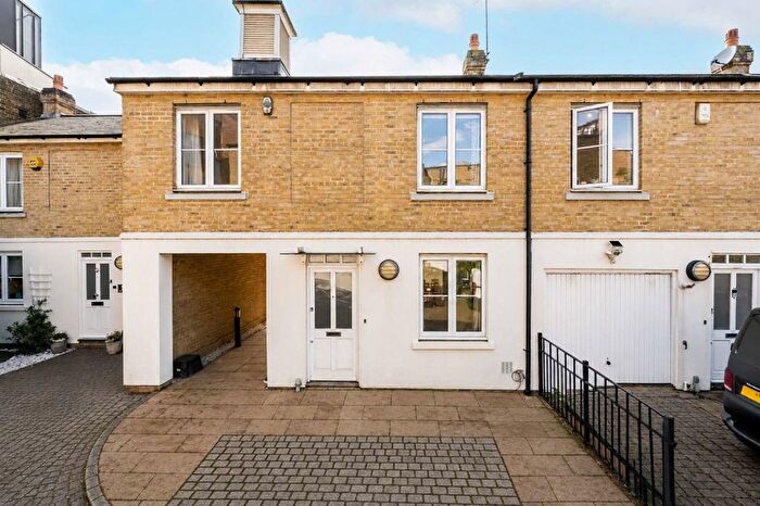 2 Bedroom Property For Sale In Old Dairy Mews, Balham, SW12