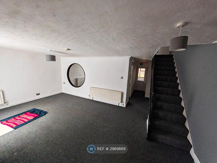 3 Bedroom Terraced House To Rent In Lynsted Close, Ashford, TN23
