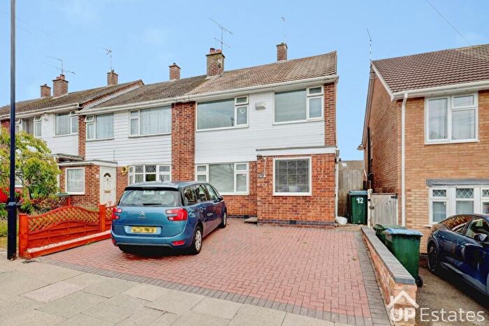 3 Bedroom End Of Terrace House To Rent In Dalby Close, Binley, Coventry, CV3