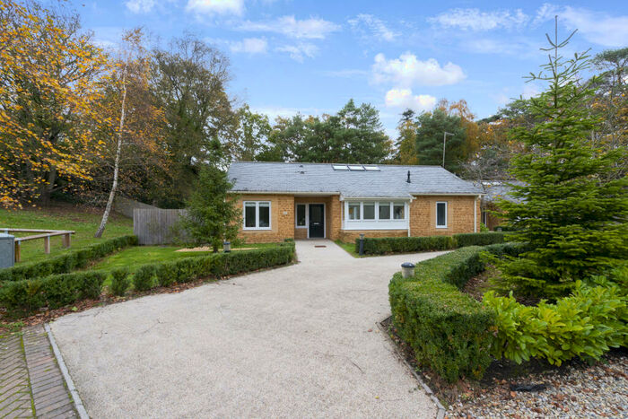 3 Bedroom Bungalow To Rent In Binnegar - Wareham, BH20