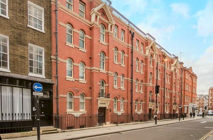1 Bedroom Flat To Rent In Cleveland Street, London, W1T