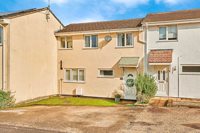 3 Bedroom Terraced House For Sale In Greenways, Saffron Walden, CB11