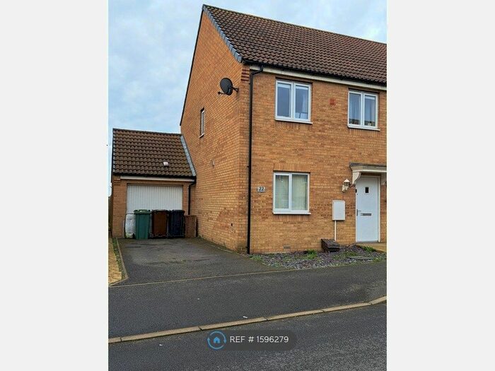 3 Bedroom Semi-Detached House To Rent In Jupiter Avenue, Peterborough, PE2