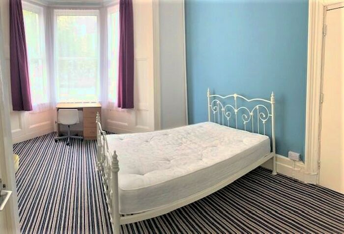 1 Bedroom House Of Multiple Occupation To Rent In Newport Road, Cardiff(City), CF24