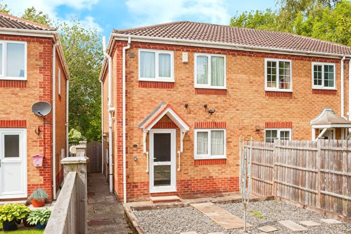 2 Bedroom Semi-Detached House For Sale In Parklands Drive, Horbury, Wakefield, WF4