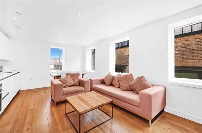 2 Bedroom Apartment For Sale In Chamberlain House, EC2A