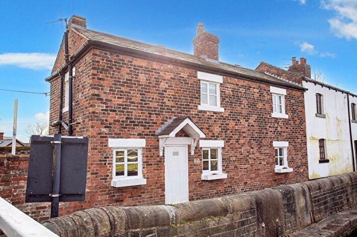 2 Bedroom Cottage For Sale In Wheat Lane, Lathom, Ormskirk, L40
