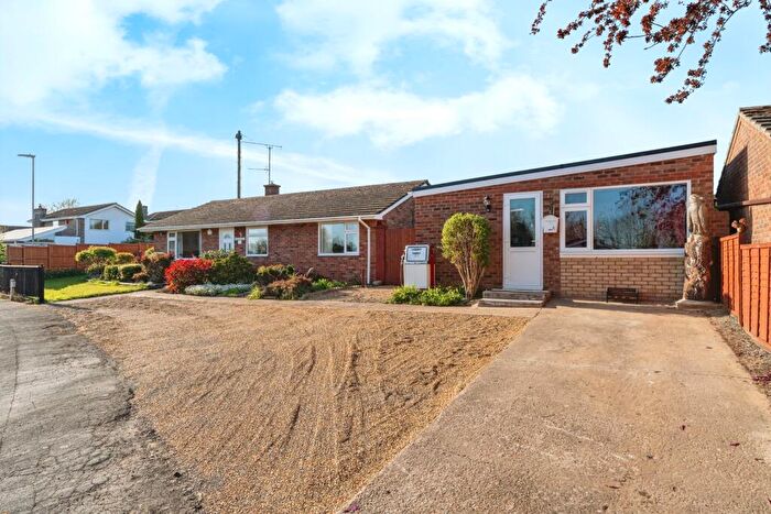 4 Bedroom Bungalow For Sale In Link Lane, Sutton, Ely, Cambridgeshire, CB6