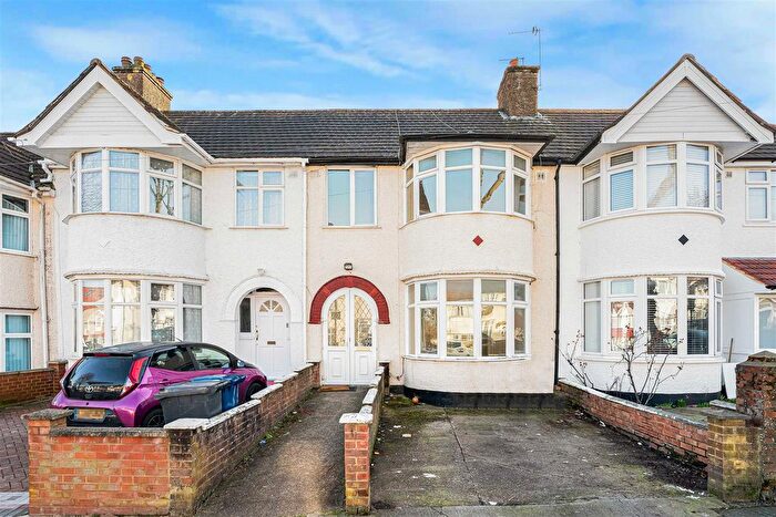 3 Bedroom Terraced House For Sale In Eastcote Avenue, Greenford, UB6