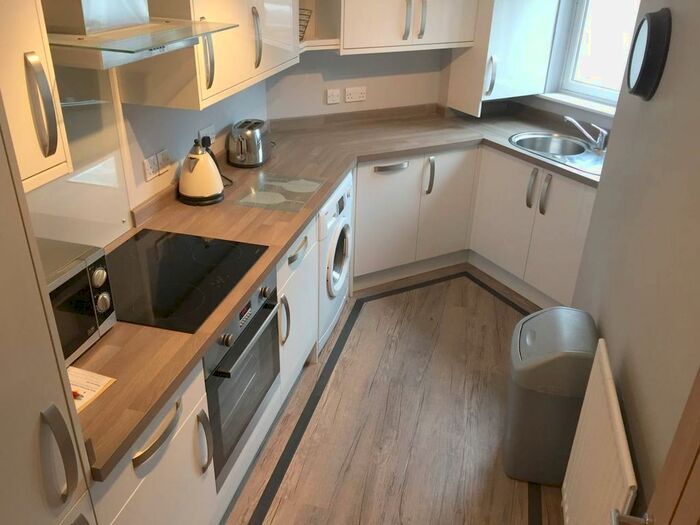 2 Bedroom Flat To Rent In Ferryhill Gardens, Aberdeen, AB11