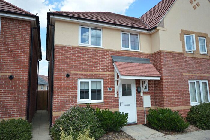 3 Bedroom Semi-Detached House To Rent In Osprey Drive, NN17