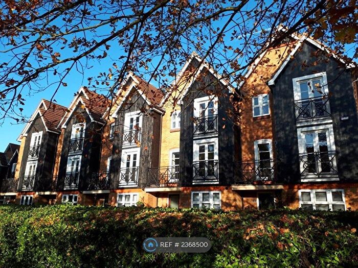 4 Bedroom Terraced House To Rent In Mulready Walk, Hemel Hempstead, HP3