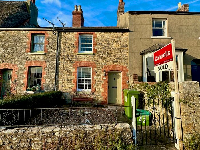2 Bedroom Cottage For Sale In Elwell Street, Weymouth, DT3