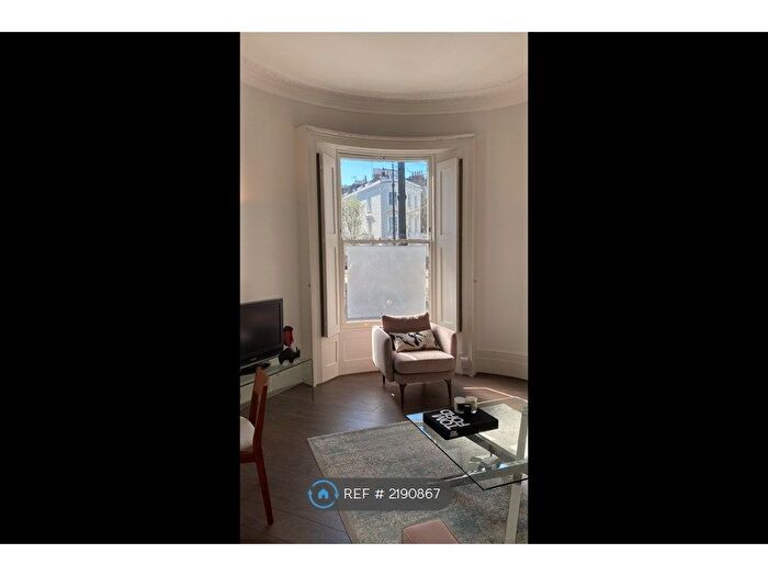 1 Bedroom Flat To Rent In Charlwood Street, London, SW1V