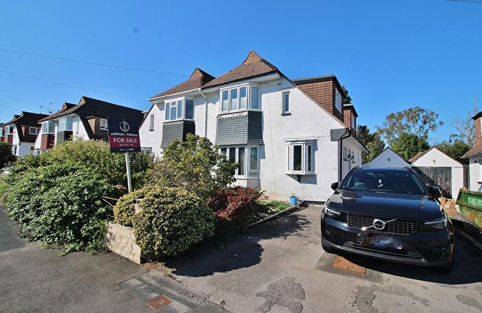 3 Bedroom Semi-Detached House For Sale In The Dale, Widley, PO7