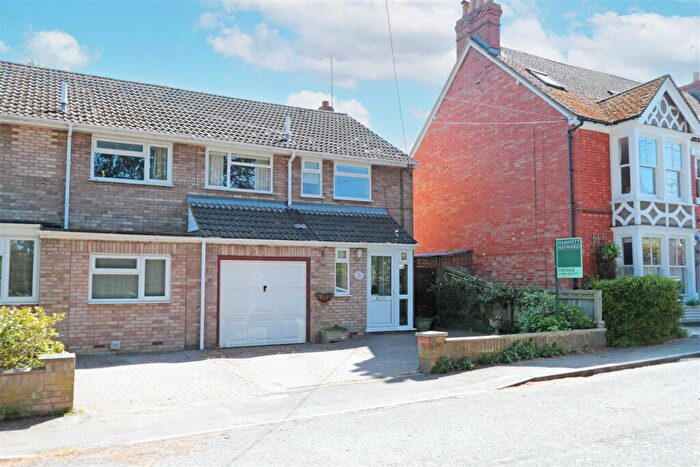 3 Bedroom House For Sale In Central Thame, Oxfordshire, OX9