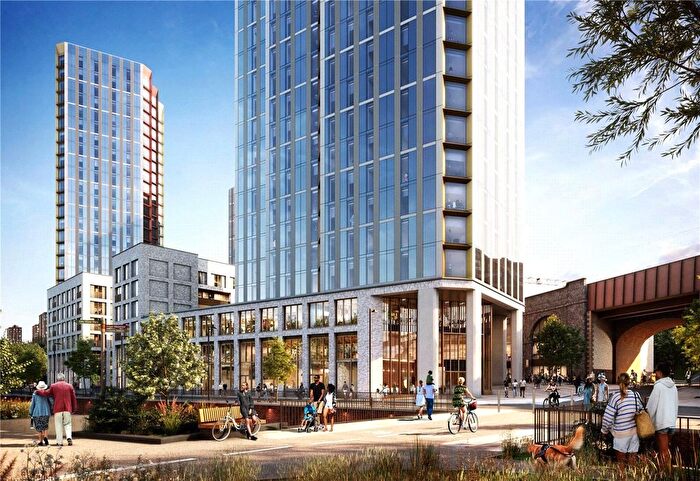 2 Bedroom Flat For Sale In Victoria Riverside, Dantzic Street, Manchester, M4