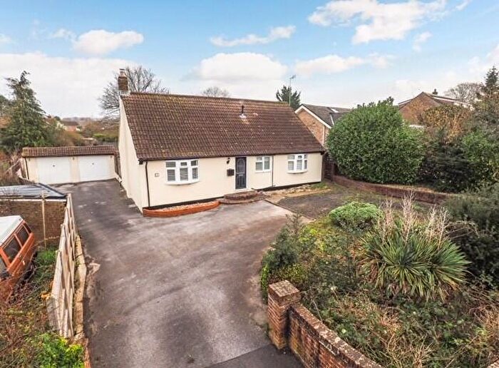 4 Bedroom Detached House For Sale In Bulls Copse Lane, Horndean, PO8