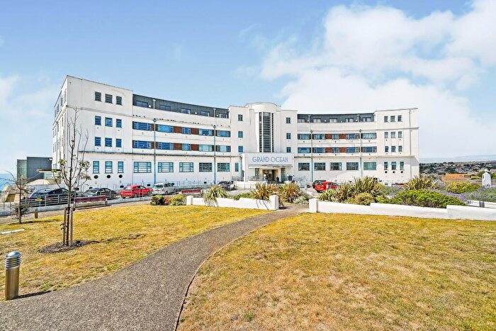 2 Bedroom Apartment To Rent In Grand Ocean, Longridge Ave, BN2