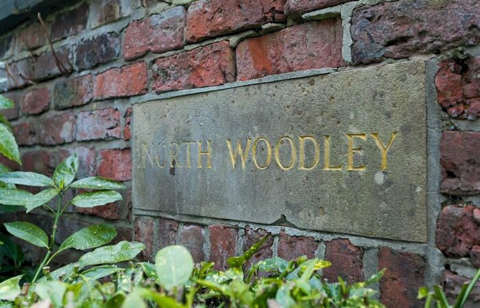 2 Bedroom Cottage To Rent In North Woodley, Radcliffe, Manchester, M26