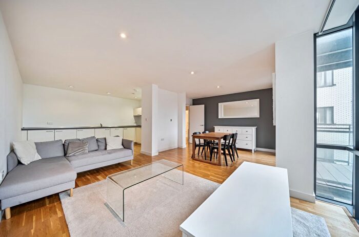 2 Bedroom Flat For Sale In Rice Street, Manchester, Greater Manchester, M3