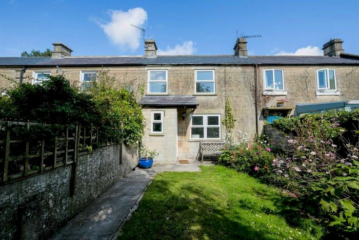 3 Bedroom Cottage To Rent In Green Cottages, Combe Down, Bath, BA2