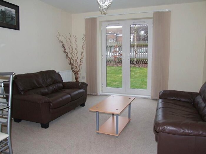 1 Bedroom Flat To Rent In Academy Place, Osterley, Isleworth, TW7