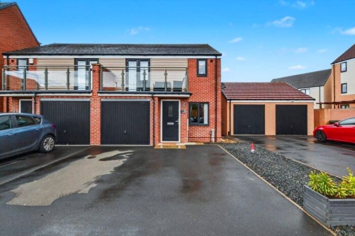 3 Bedroom Semi-Detached House For Sale In Willowbay Drive, Newcastle Great Park, NE13