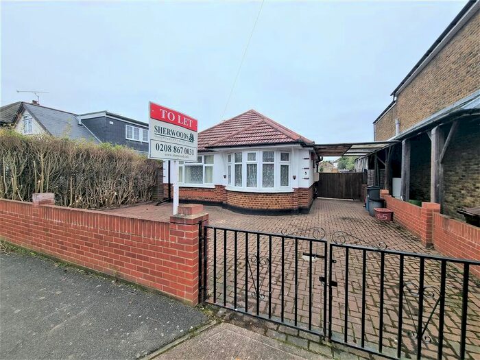 2 Bedroom Bungalow To Rent In Gould Road, Feltham, TW14