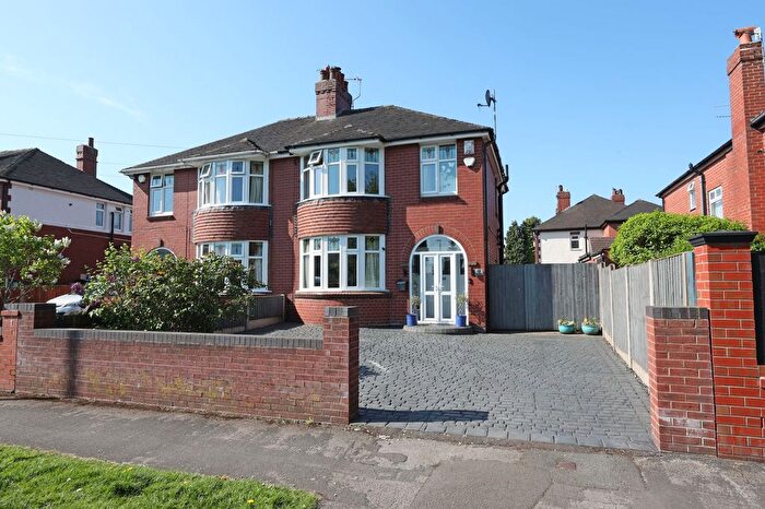 3 Bedroom Semi Detached House For Sale In May Avenue, May Bank, ST5