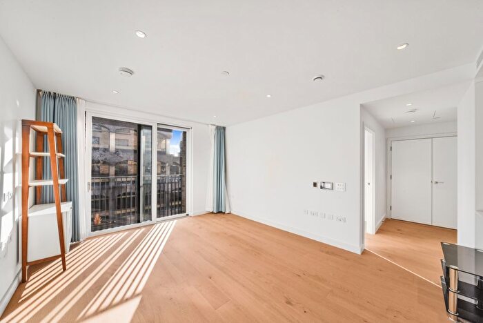 1 Bedroom Flat To Rent In Jubilee Walk, London, WC1X