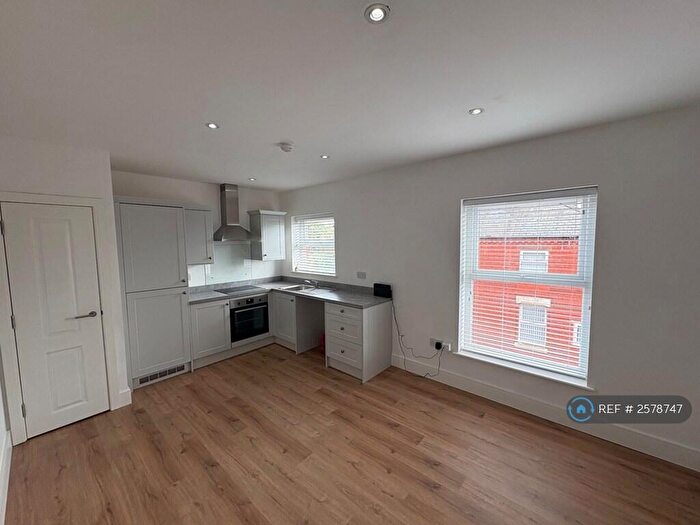 2 Bedroom Flat To Rent In Sandhurst Street, Liverpool, L17