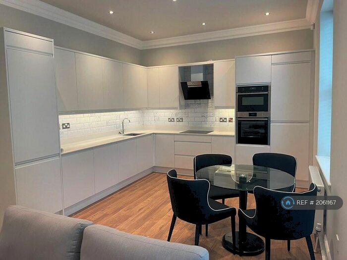 2 Bedroom Flat To Rent In Chestnut Court, Sheffield, S11