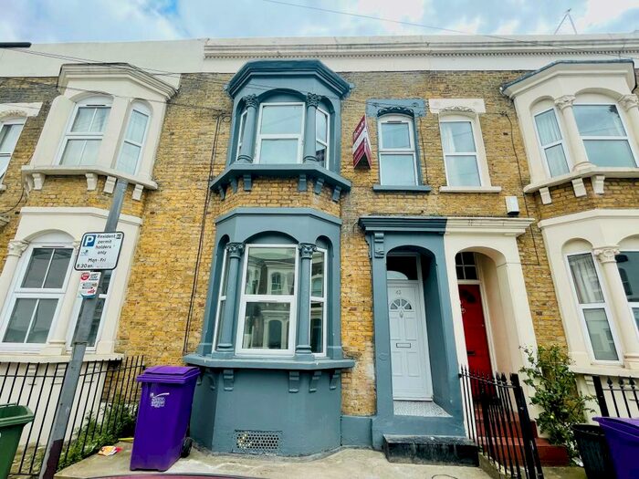 5 Bedroom Terraced House To Rent In Mossford Street, Bow, E3